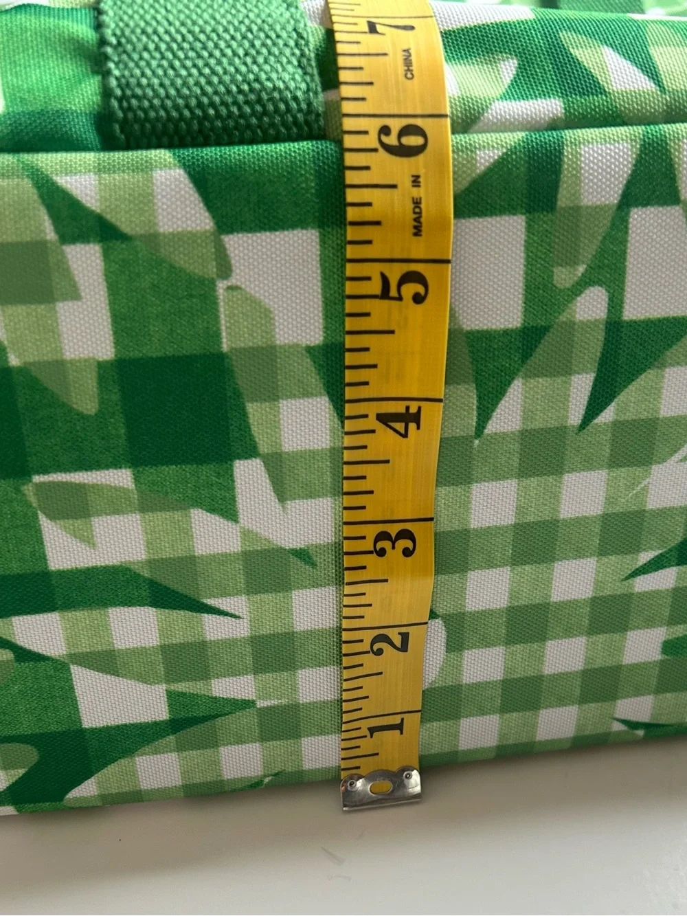 kate spade NWT Daisy Green Gingham Floral Tote Insulated Grandmacore Beach Mod